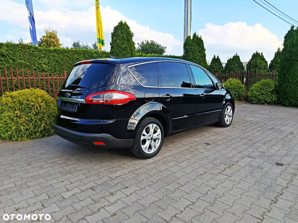 Ford S-Max 2.0 TDCi DPF Titanium X - 13