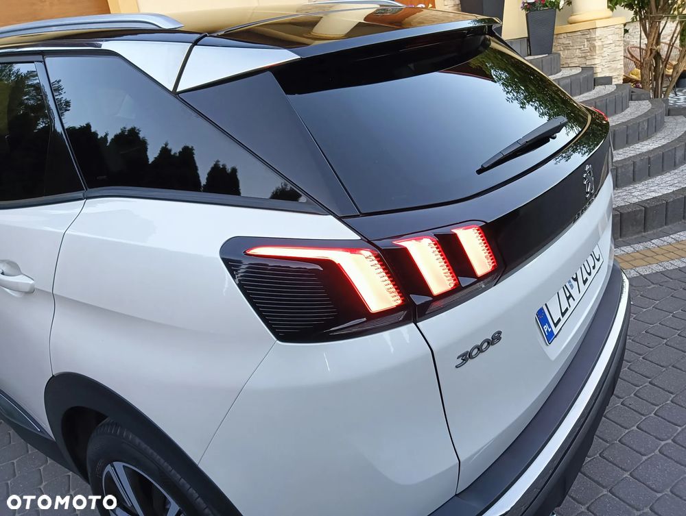 Peugeot 3008 BlueHDi 130 Stop & Start EAT8 Allure - 34