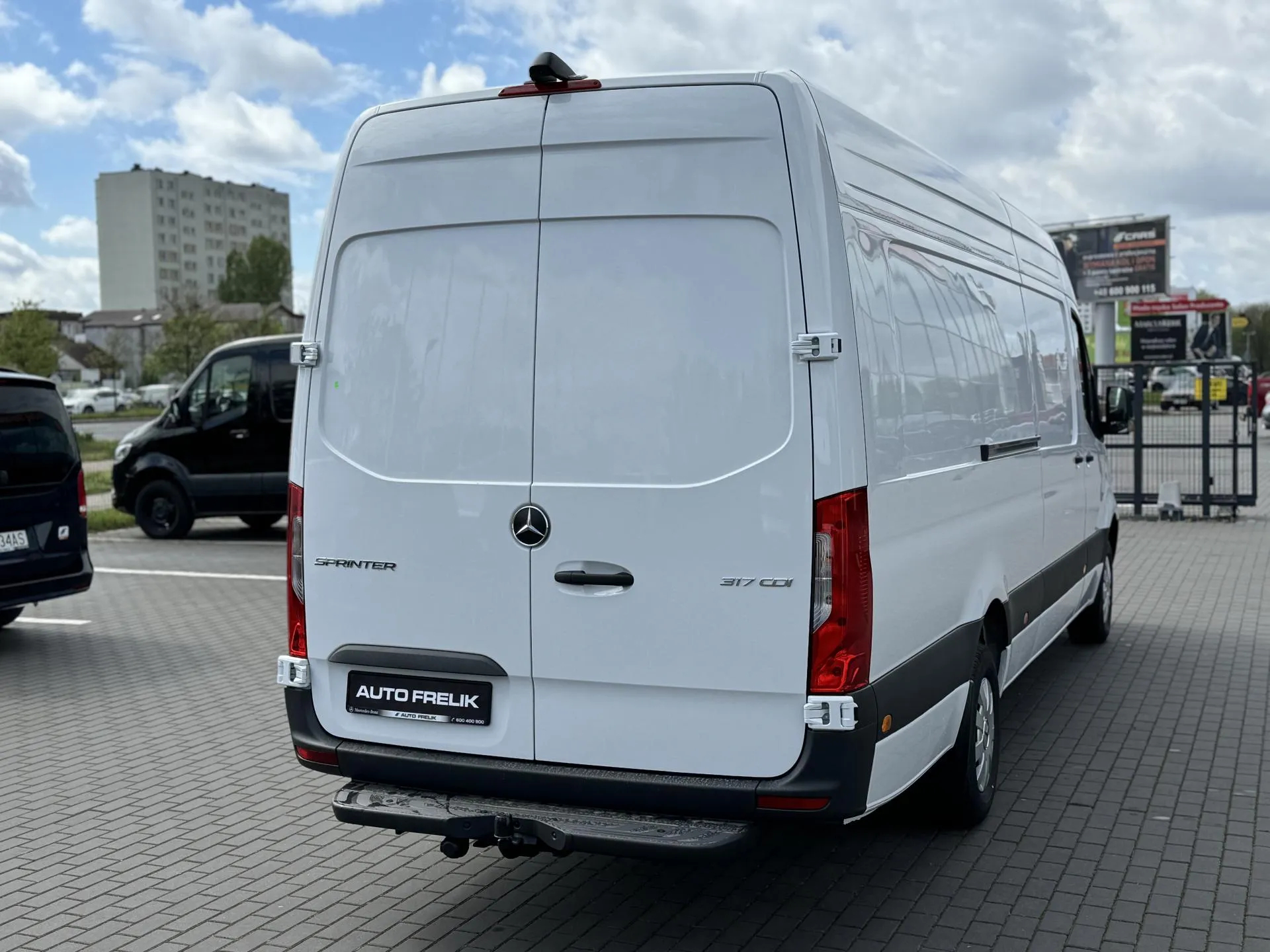 Mercedes-Benz Sprinter - 6