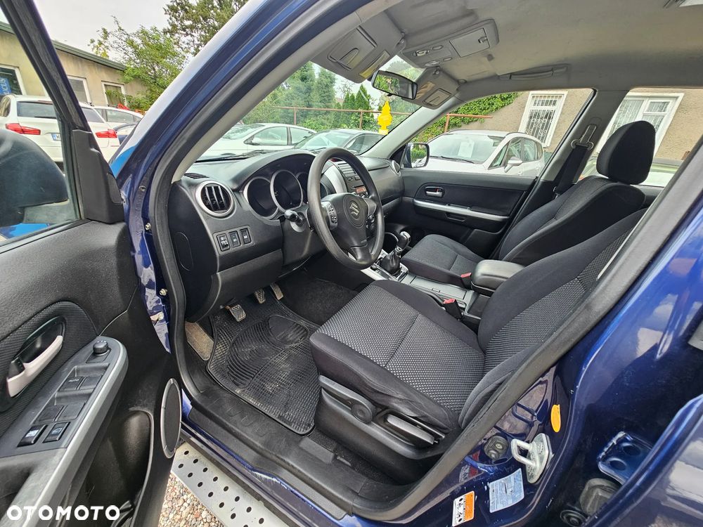 Suzuki Grand Vitara 2.0 Comfort - 10