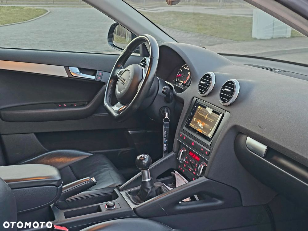 Audi A3 Sportback 1.4 TFSI Ambition - 9