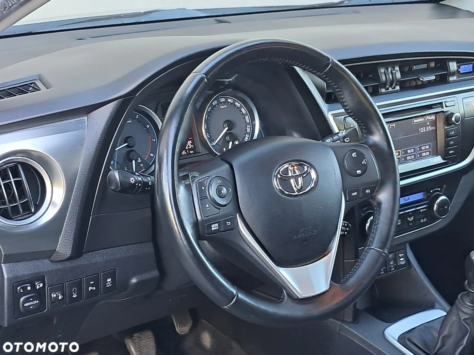 Toyota Auris 1.6 Valvematic START Edition - 23