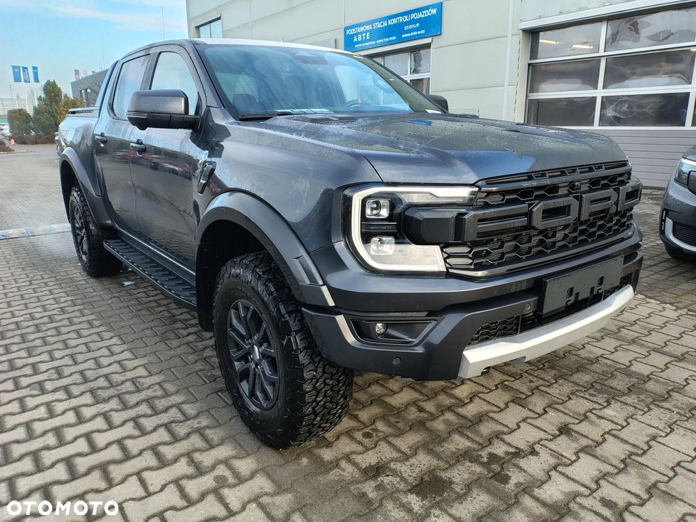 Ford RAPTOR - 2