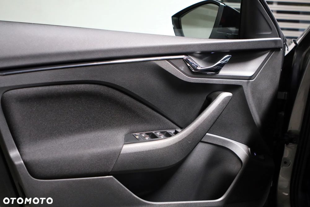 Skoda Kamiq 1.5 TSI Monte Carlo DSG - 23