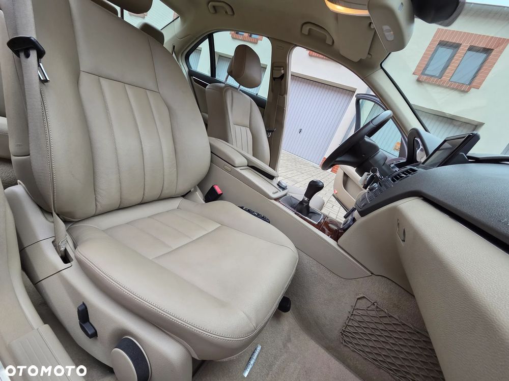 Mercedes-Benz Klasa C 250 CDI DPF BlueEFFICIENCY - 34