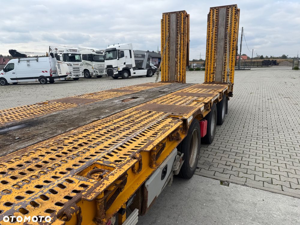 Castera AMC CASTERA / WYCIĄGARKA / 3 OSIE / SKRĘTNA OŚ / RUCHOMY POKŁAD / POSZERZENIA / Z FRANCJI / STAN BDB / / / - 5