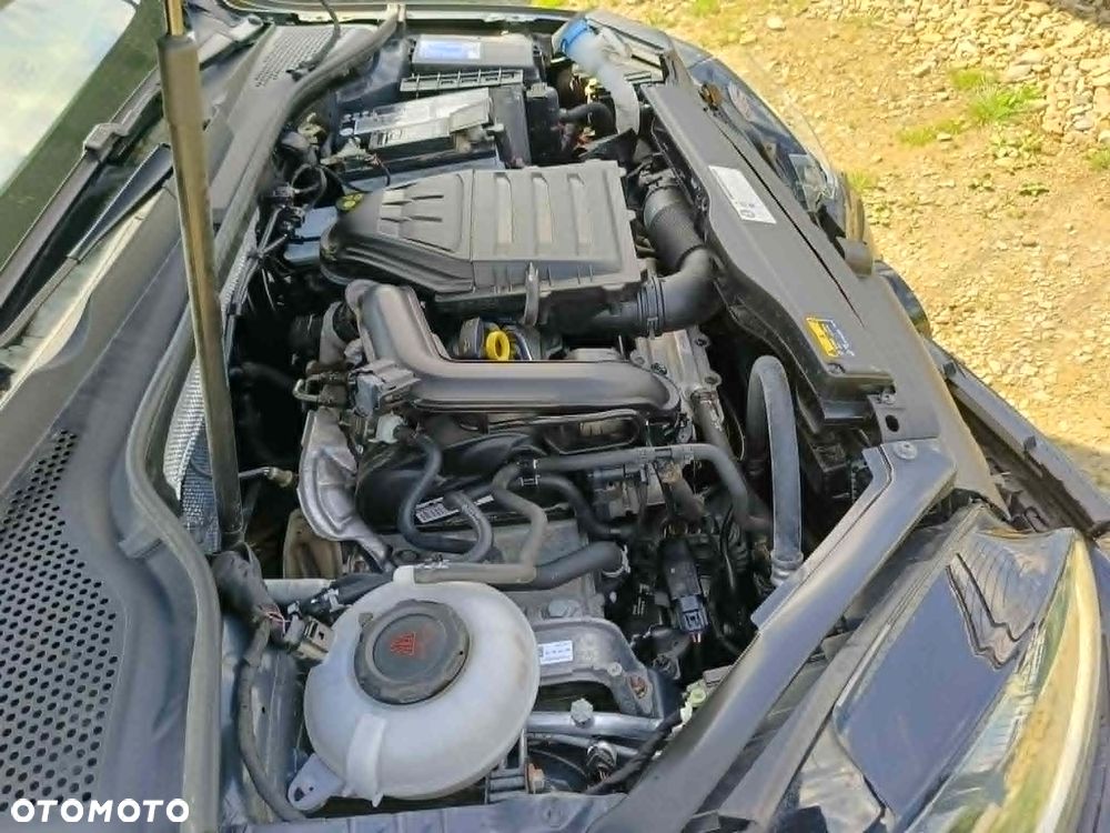 Volkswagen Golf 1.0 TSI OPF - 25