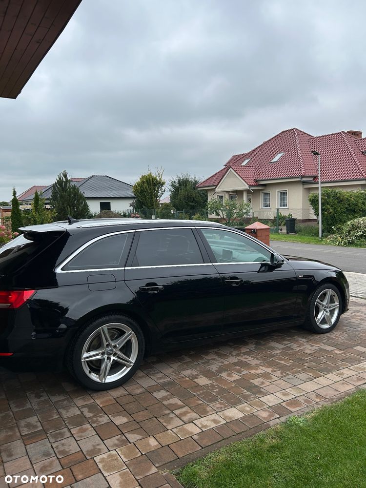 Audi A4 Avant 2.0 TDI Sport S tronic - 4