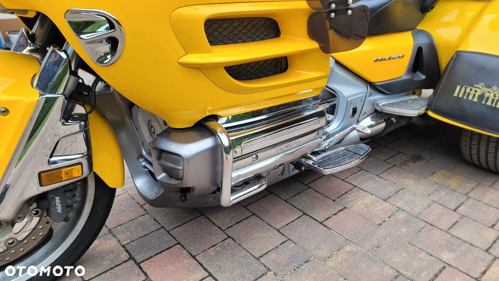 Honda GL - 16