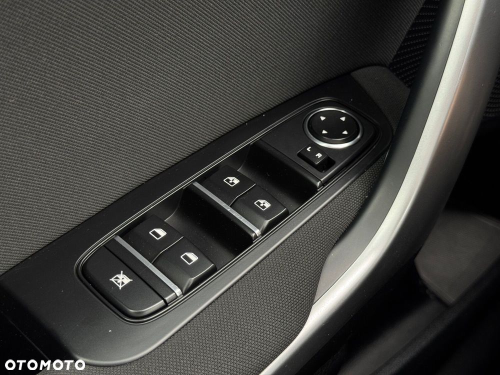 Kia Ceed 1.5 T-GDI M DCT - 35