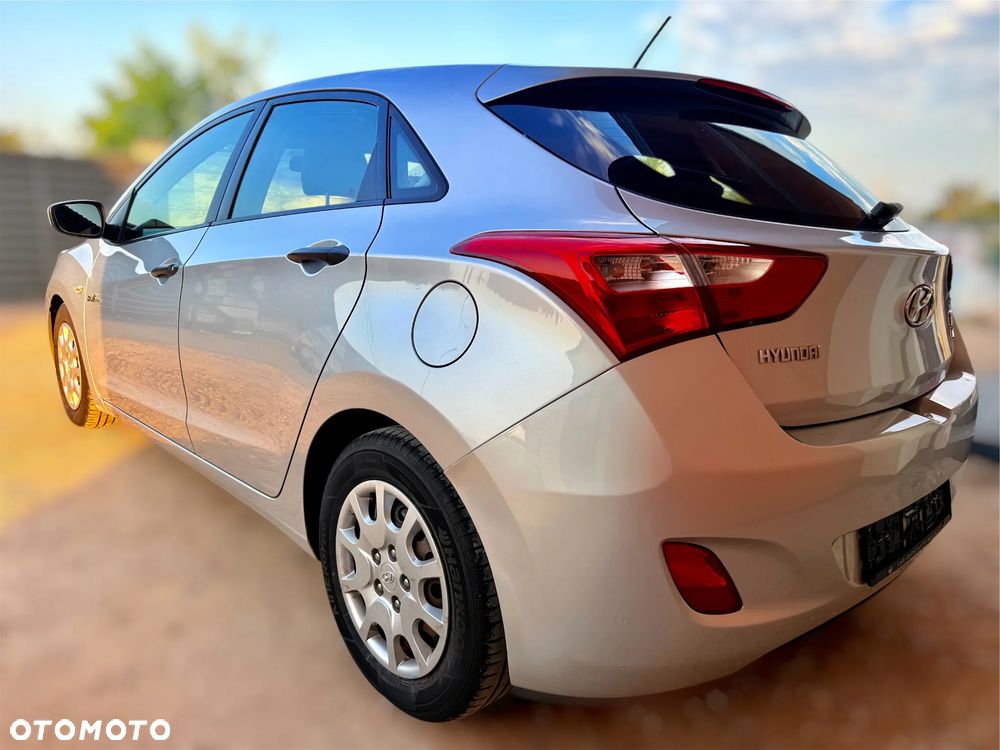 Hyundai i30 1.4 CRDi Advantage - 7