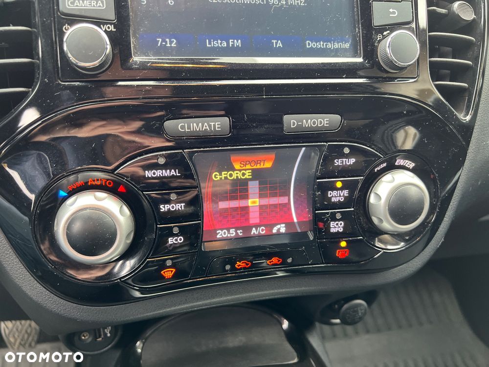 Nissan Juke 1.2 DIG-T N-Connecta EU6 - 15