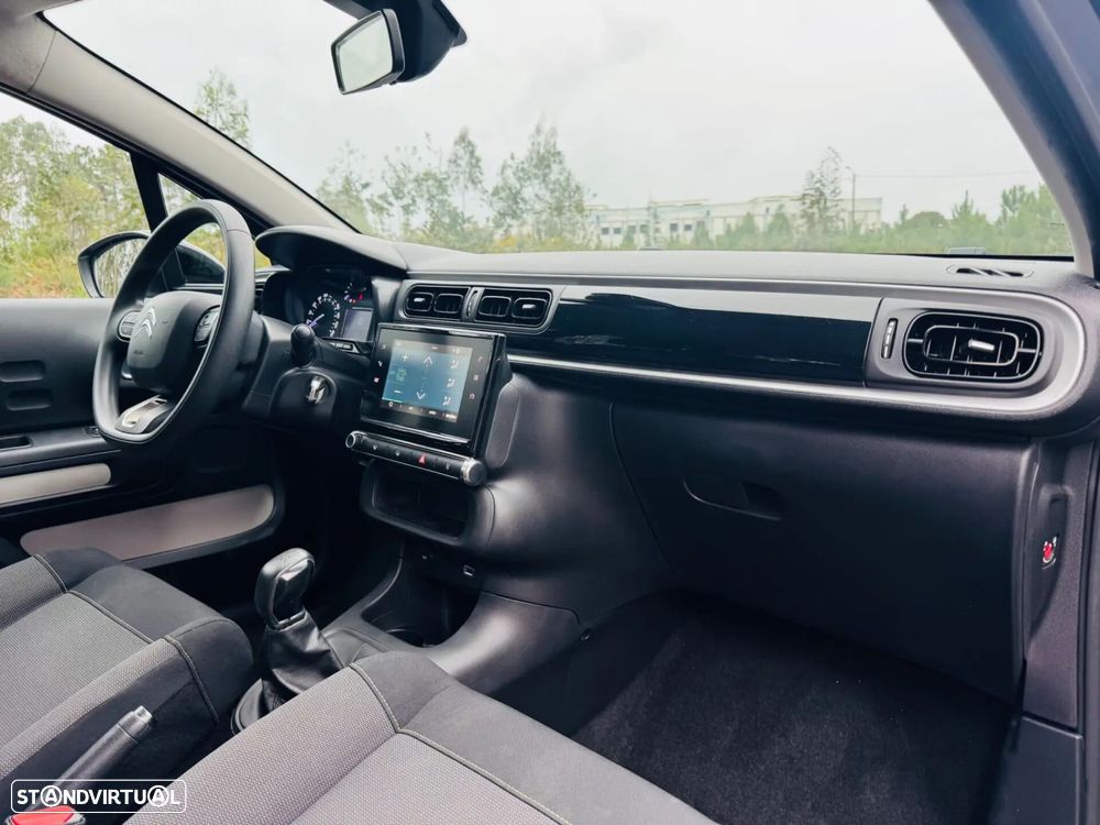 Citroën C3 1.2 PureTech Shine - 31