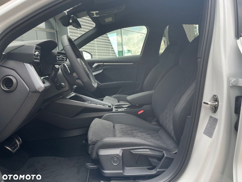 Audi A3 Sportback - 19