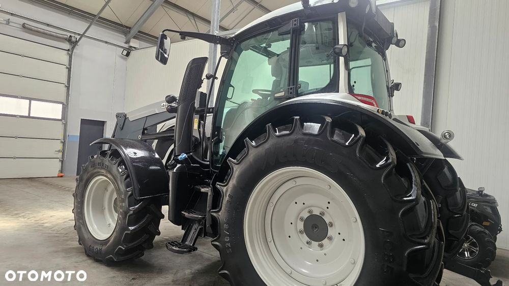 Valtra N134 Active  Ładowacz Quick  Transport  N104/N114e/N124/N134/N154e/N174 T133 T134 VERSU Ładowacz Quick 512 Vario Arion 530 john 6115M Case Maxxum Deutz 5120 - 9