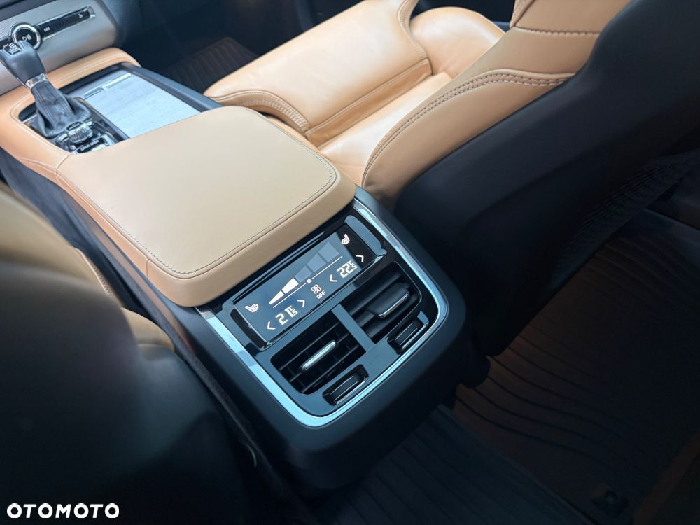 Volvo XC 90 T6 AWD Inscription 7os - 25