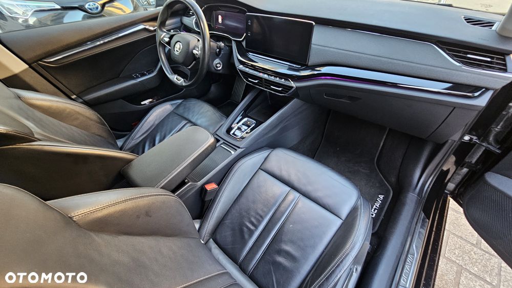 Skoda Octavia 2.0 TDI DSG Edition - 14