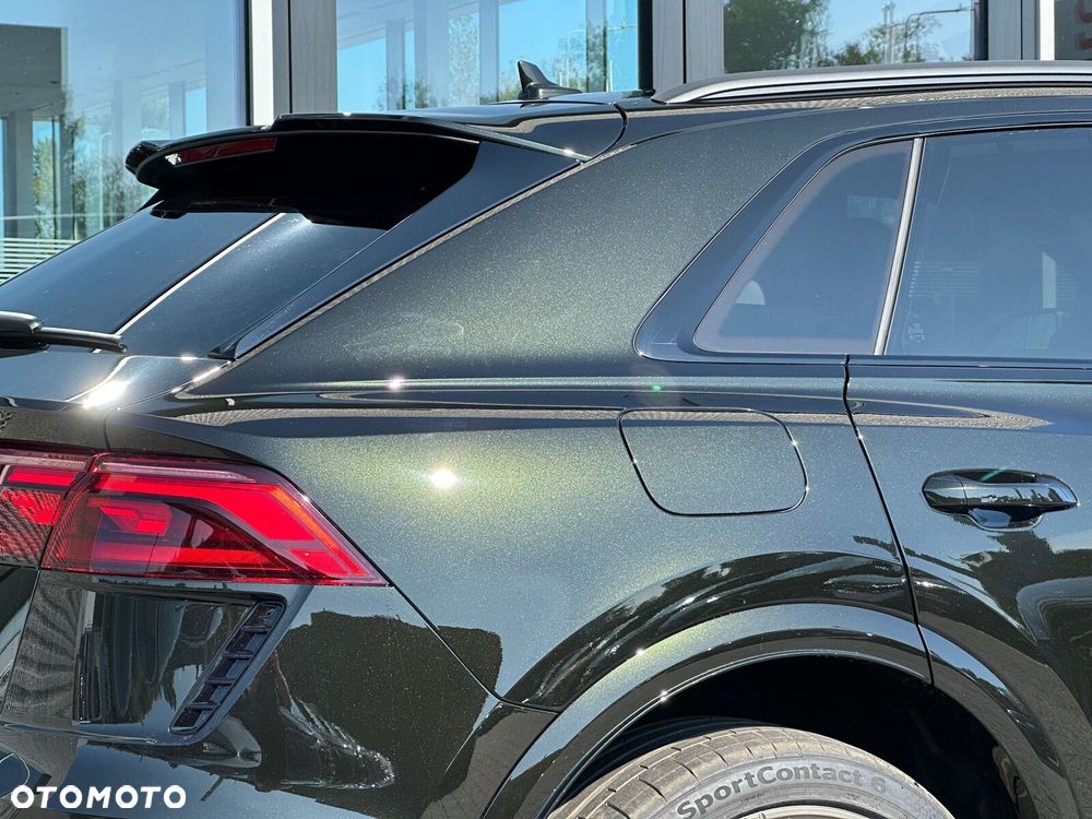 Audi RS Q8 - 7