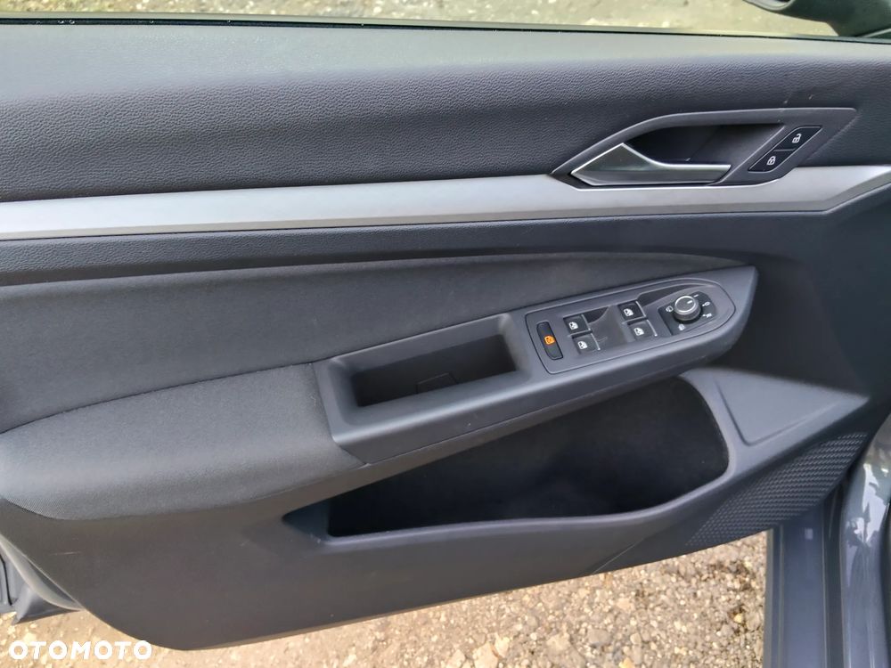 Volkswagen Golf - 19