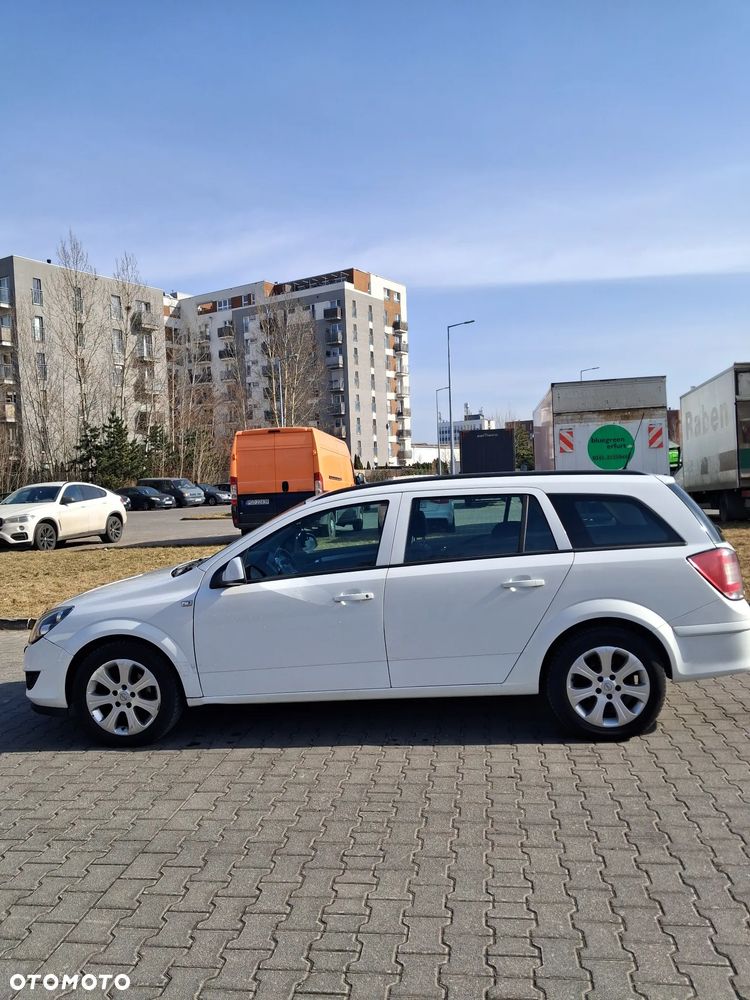 Opel Astra - 4