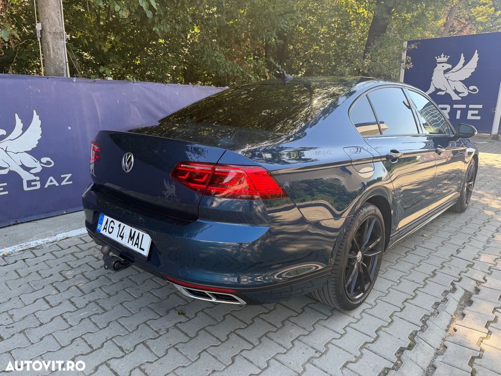 Volkswagen Passat 2.0 BiTDI DSG 4Mot Highline - 4
