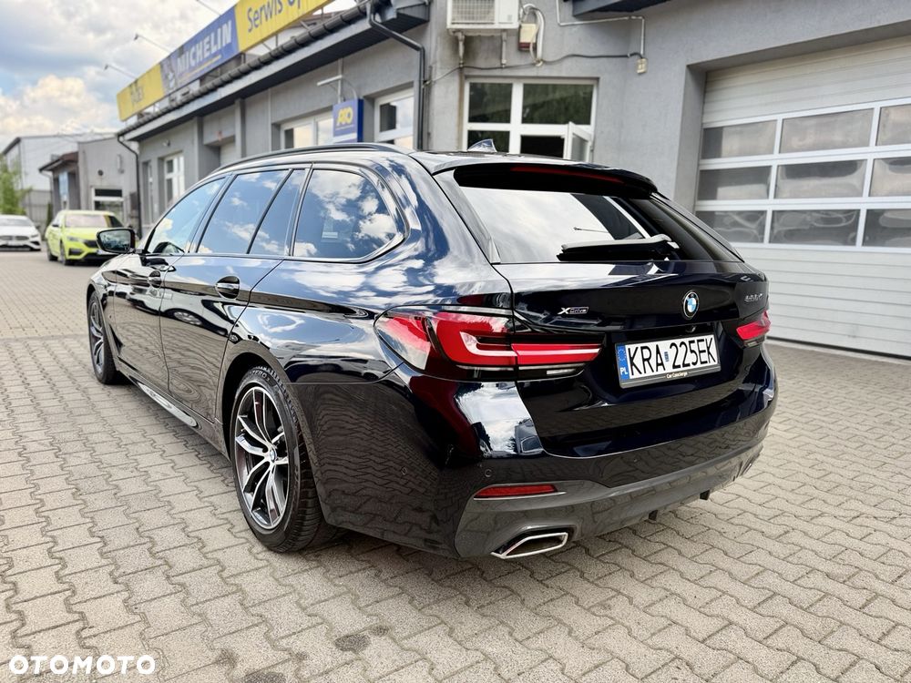 BMW Seria 5 520d xDrive M Sport Edition - 6