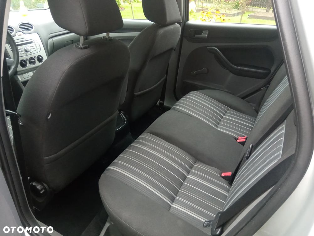 Ford Focus 1.6 TDCi Ambiente - 5