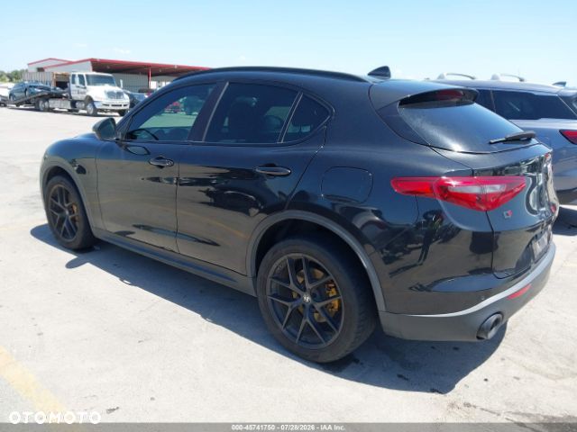 Alfa Romeo Stelvio 2.0 Turbo TI Q4 - 3