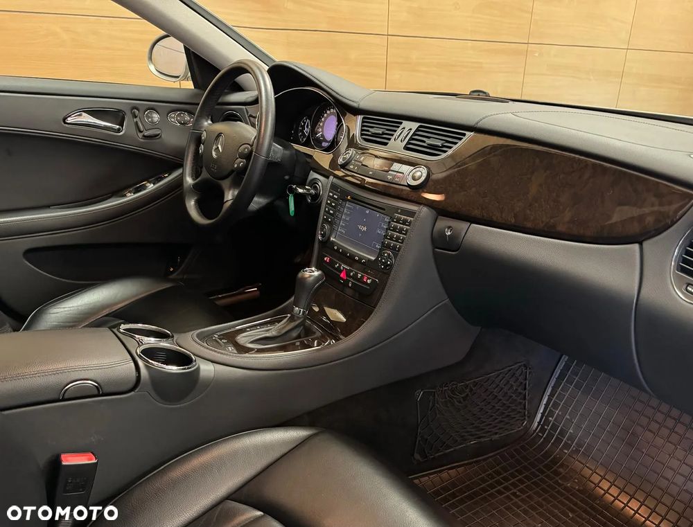 Mercedes-Benz CLS - 7