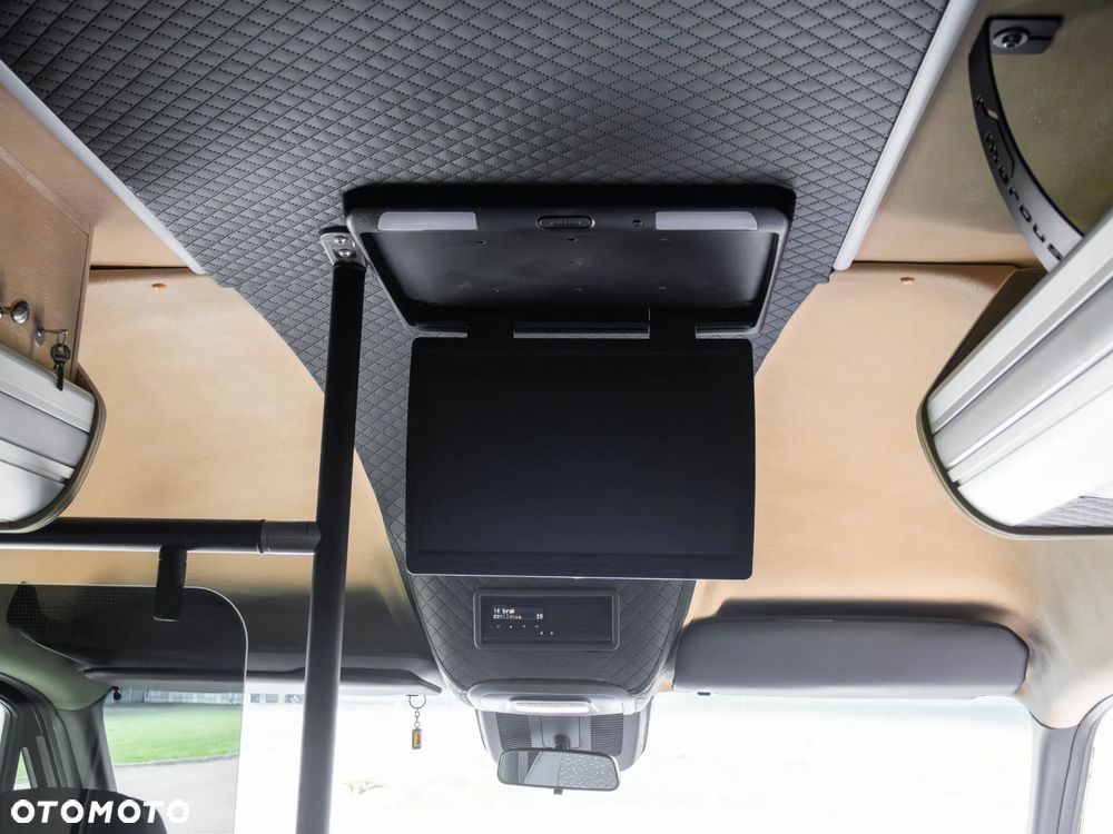 Mercedes-Benz SPRINTER 3.0 V6 / AUTOBUS 21-MIEJSC / ZABUDOWA MERCUS + PLECAK / AUTOMAT / TV + LODÓWKA / FULL WERSJA / ZNIKOMY PRZEBIEG 70 TYŚ KM! / STAN FABRYCZNIE NOWY! - 34