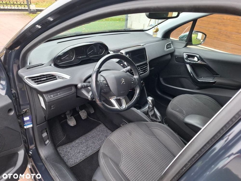 Peugeot 208 Blue-HDi 100 Stop&Start Allure - 23