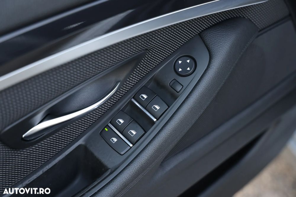 BMW Seria 5 518d Aut. - 24