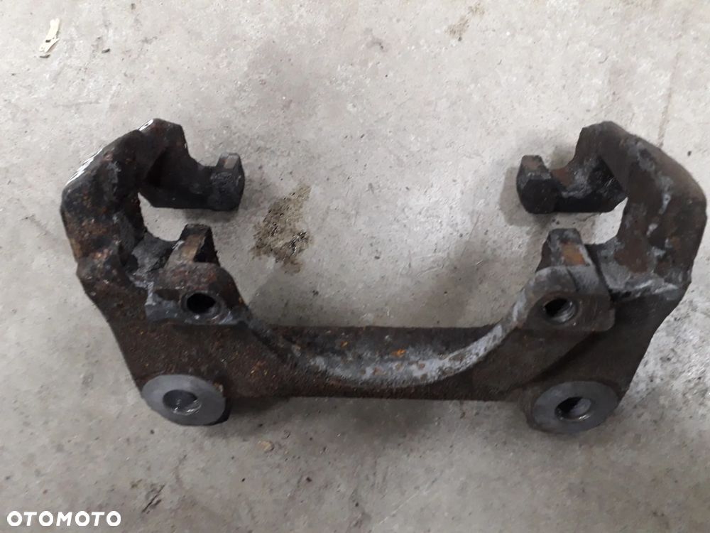 jarzmo mocowanie zacisku przód A6 C6 2.0 TSI TFSI 320mm - 3