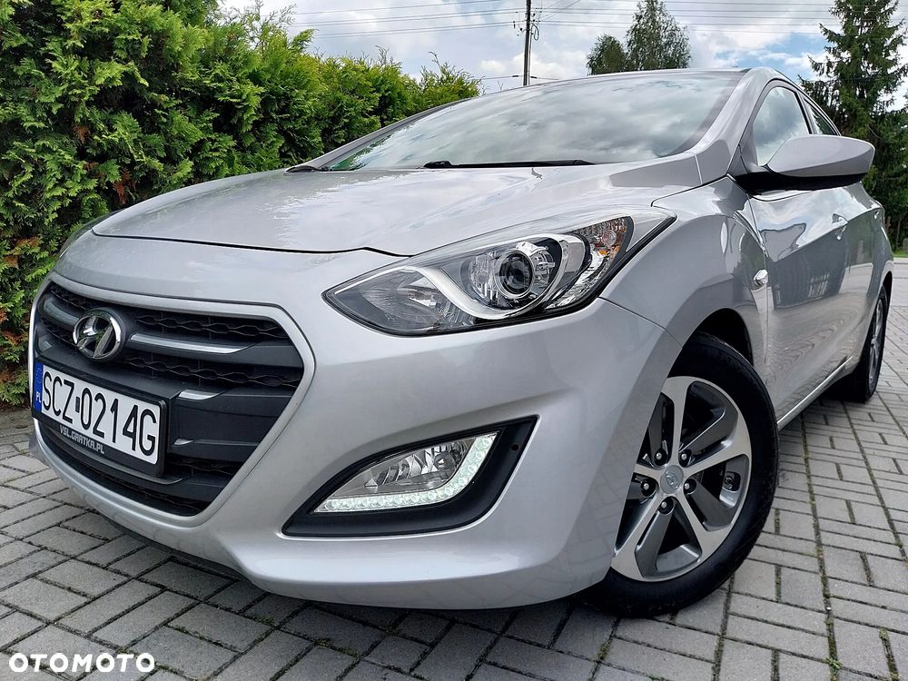 Hyundai i30 1.6 Automatik Style - 2