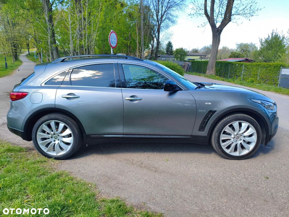 Infiniti QX70 3.0d S Design - 12