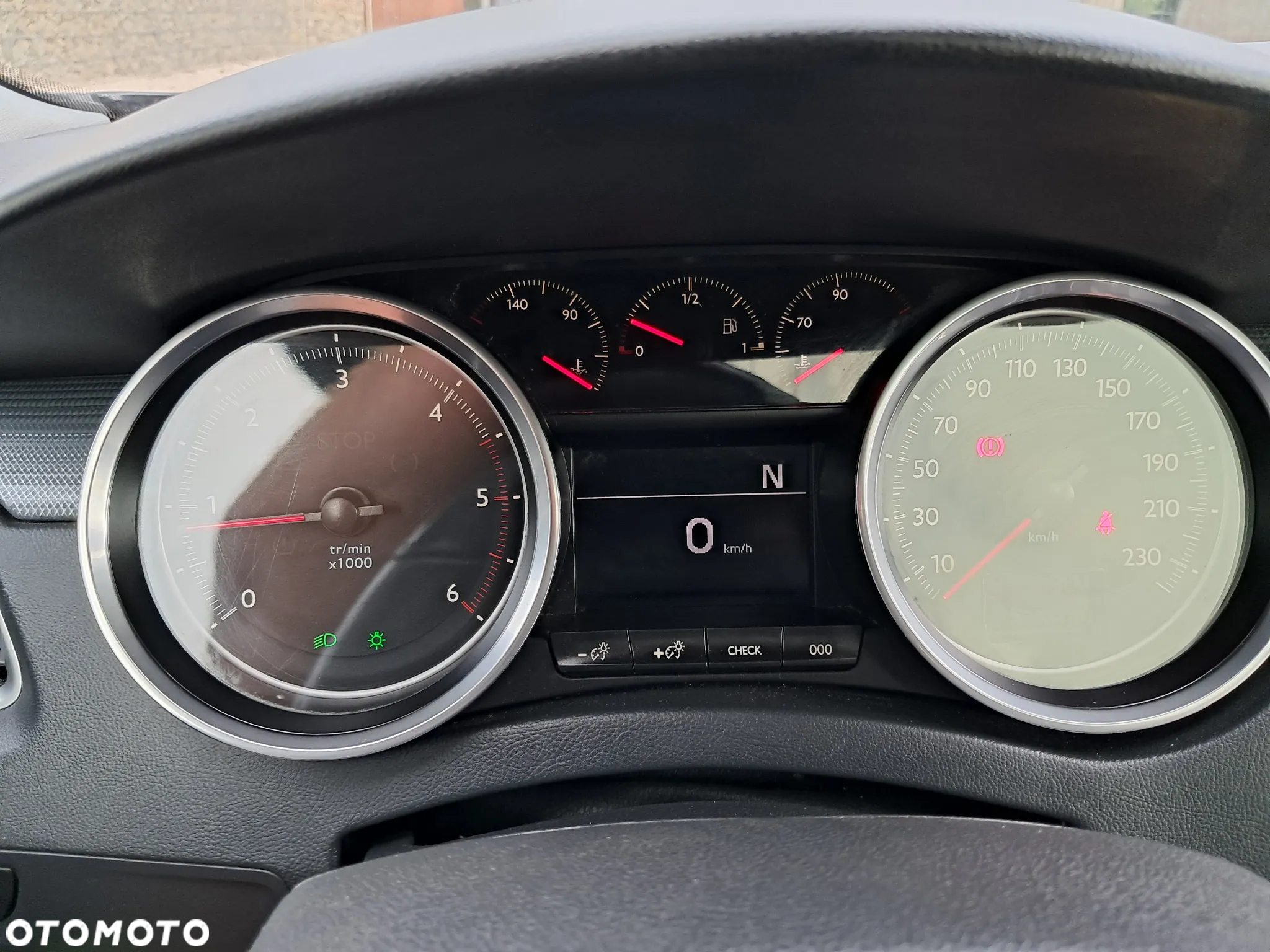 Peugeot 508 1.6 e-HDi Active S&S - 13