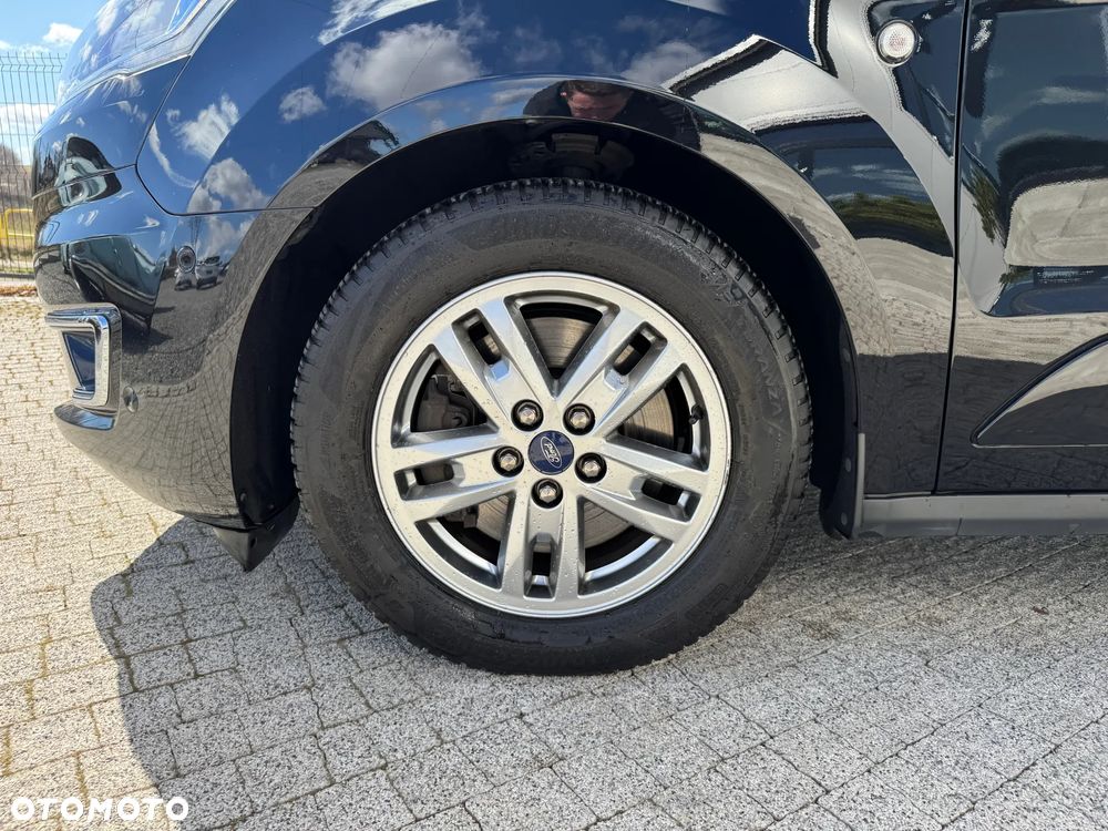 Ford Tourneo Connect Grand - 9