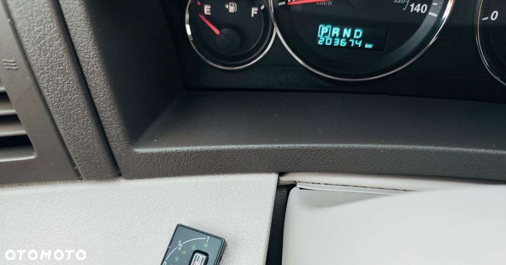 Jeep Grand Cherokee - 11