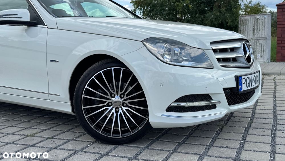 Mercedes-Benz Klasa C 180 BlueEFFICIENCY 7G-TRONIC Avantgarde - 11