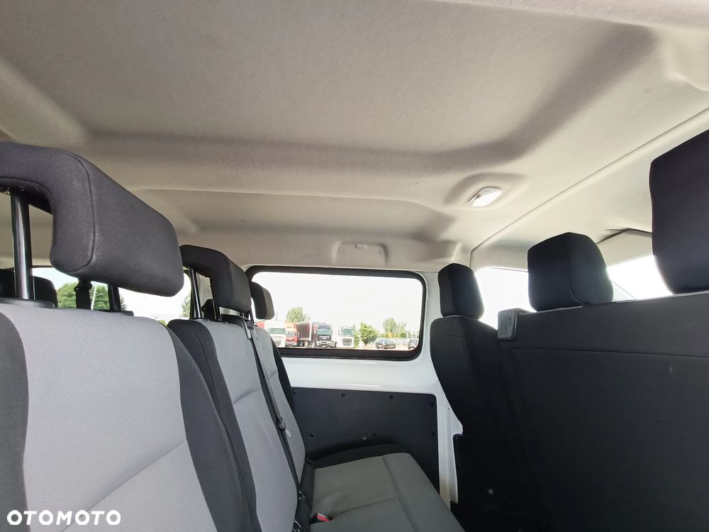Peugeot Traveller L3 2.0 Business - 22