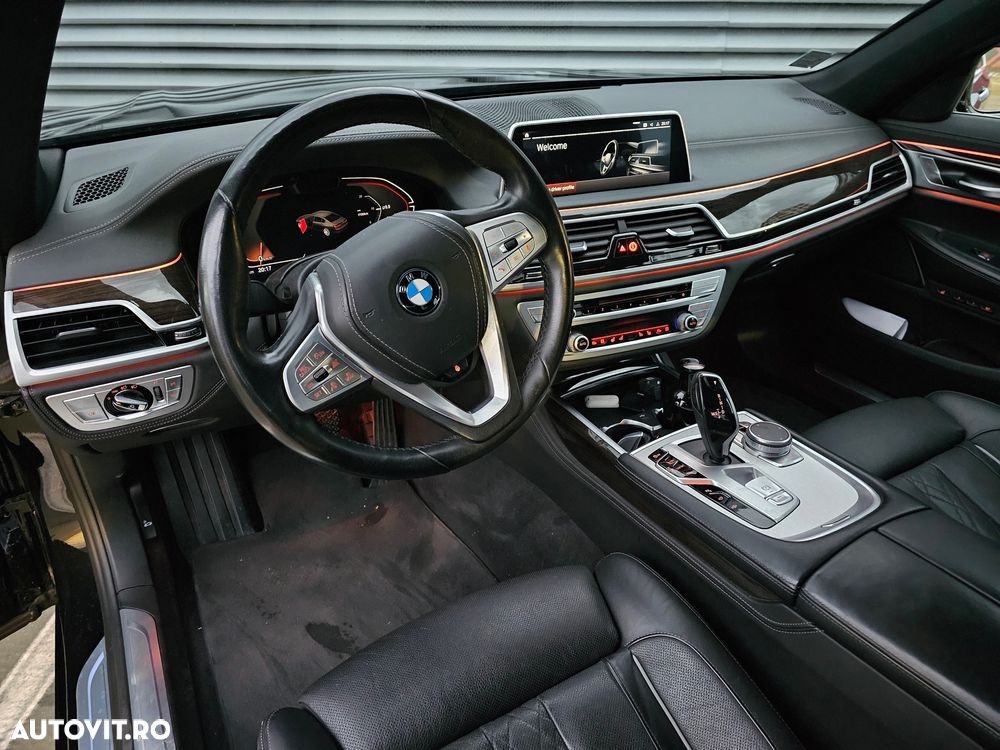BMW Seria 7 740d xDrive MHEV - 9