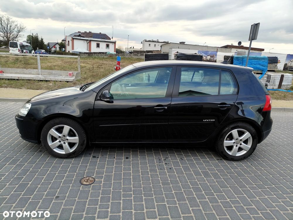 Volkswagen Golf 1.9 TDI DPF United BlueMotion - 3