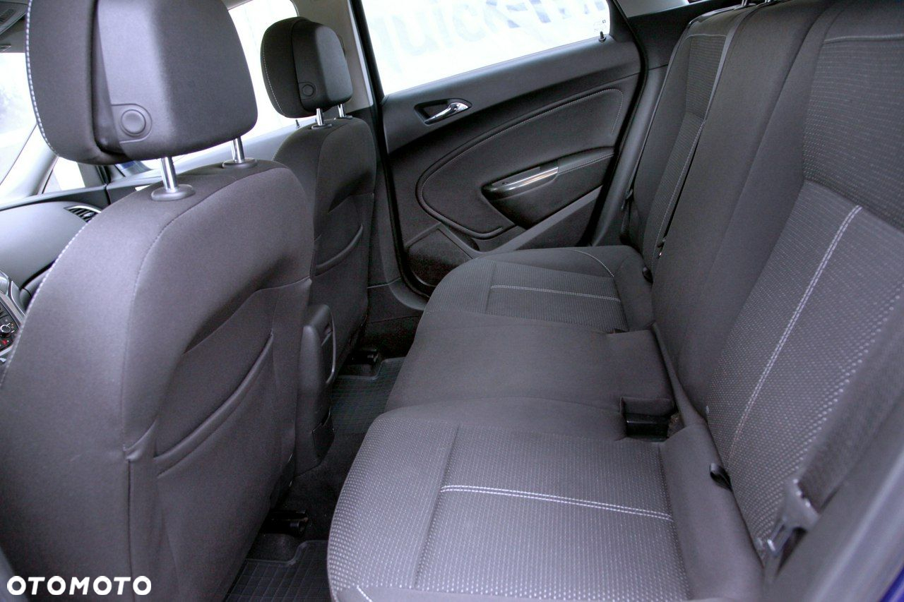 Opel Astra IV 2.0 CDTI Enjoy S&S - 15