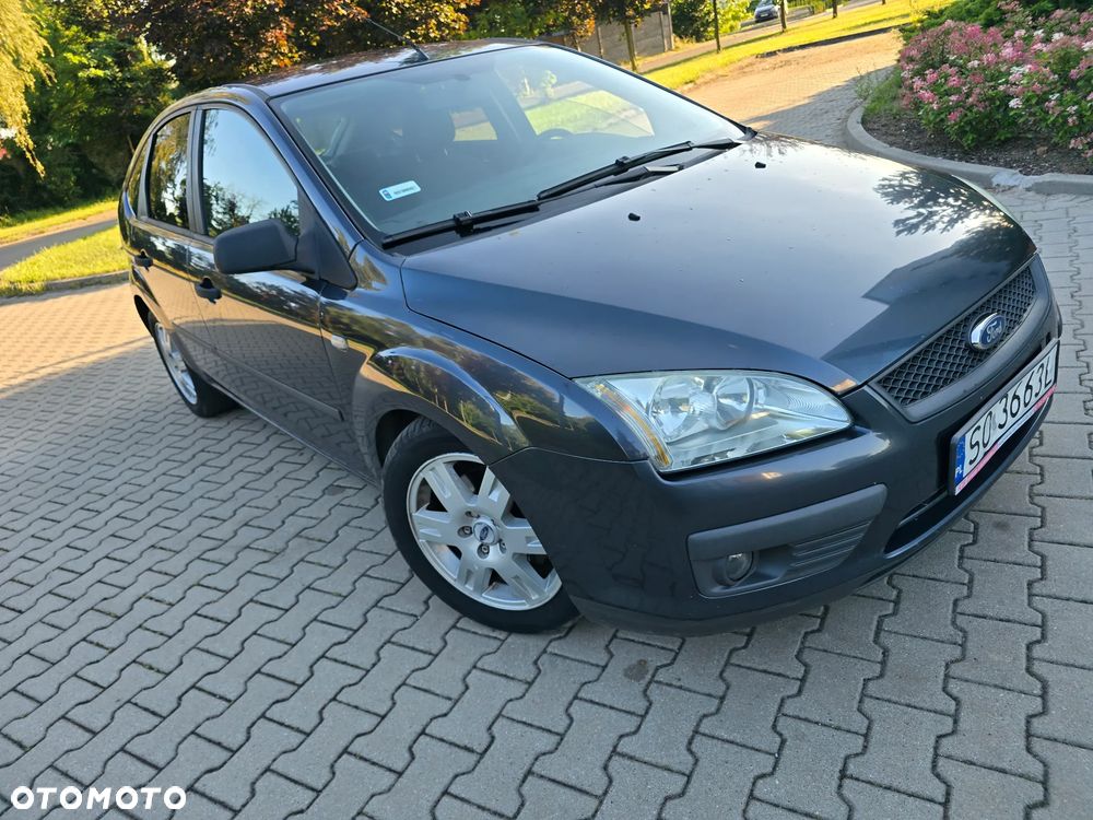 Ford Focus 1.6 Ambiente - 37