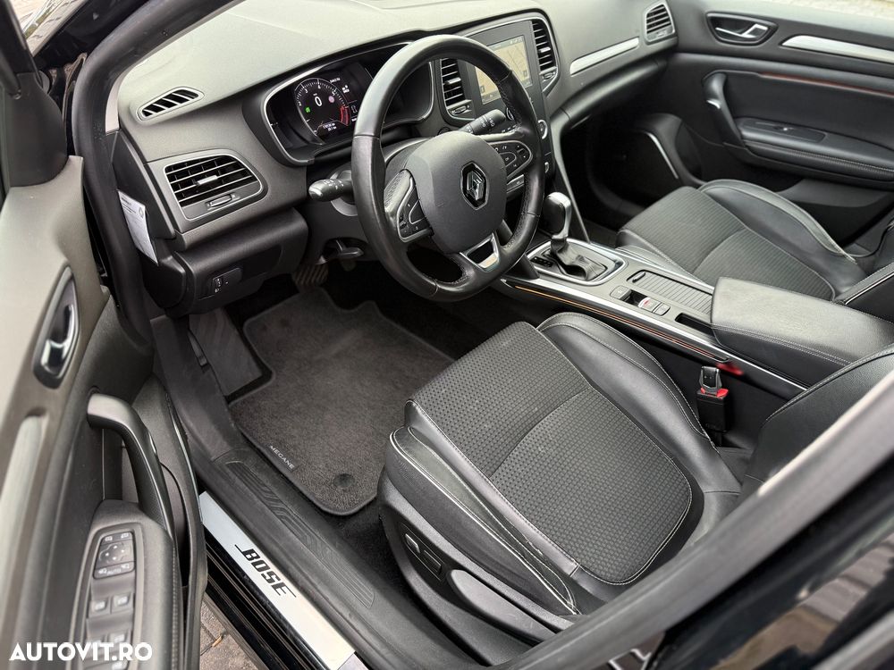 Renault Megane ENERGY TCe 130 EDC BOSE EDITION - 4