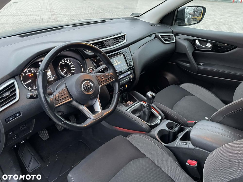 Nissan Qashqai 1.3 DIG-T N-Connecta - 6