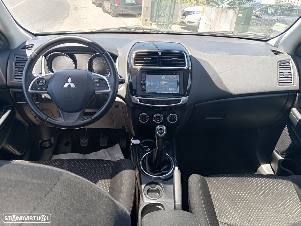 Mitsubishi ASX 1.6 Intense - 13
