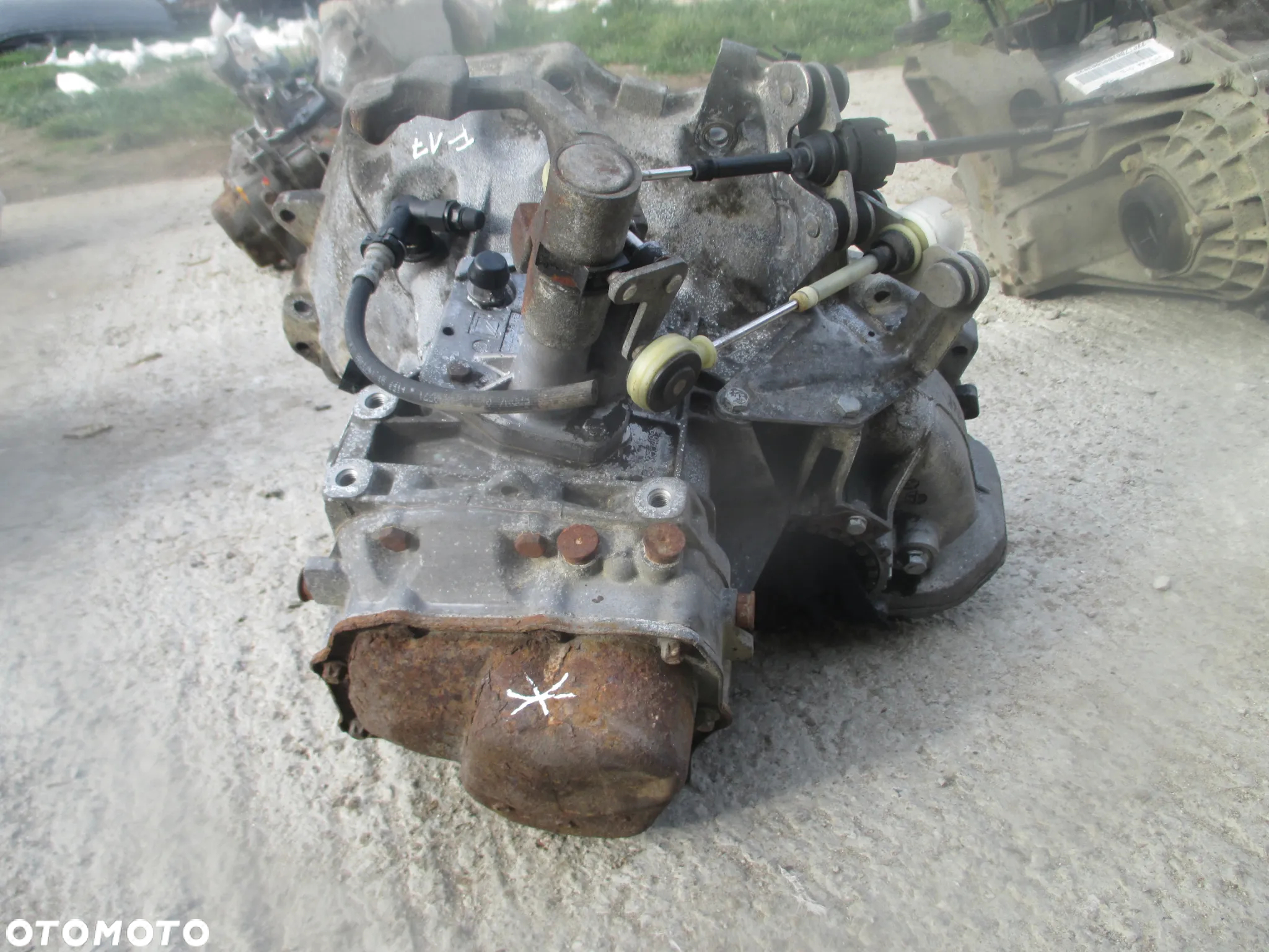Skrzynia biegów Opel Vectra Signum F17C374 - 2