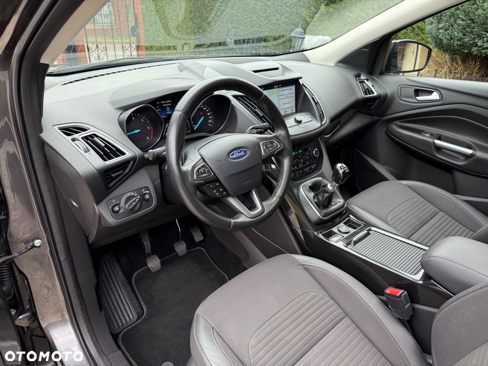 Ford Kuga 2.0 TDCi 4x4 Titanium - 17