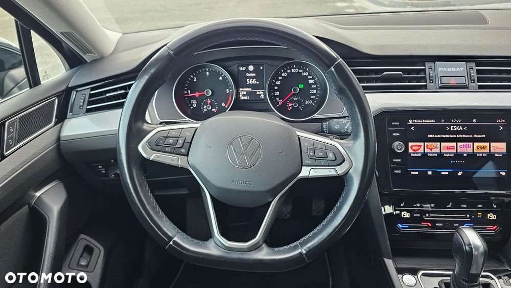Volkswagen Passat Variant 2.0 TDI EVO Business DSG - 16